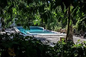 Jurassic Park Hotel Las Terrenas 2*,